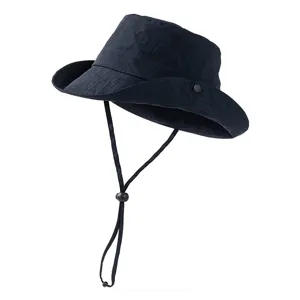 Cappello da sole blu navy ad asciugatura rapida per uomo con cordino regolabile