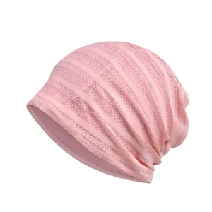 Berretto a turbante rosa leggero e traspirante con rete traforata per donna abbigliamento casual