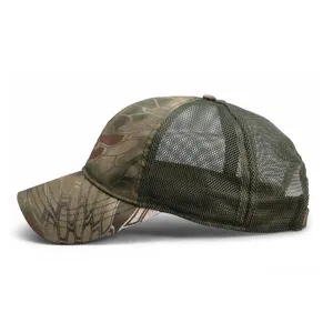 Ademende camouflage mesh truckerpet met gebogen klep voor optimale zonbescherming buiten