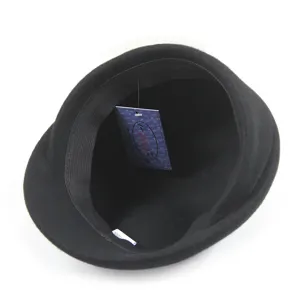 Boina clásica negra de 100% lana para mujer con textura suave y etiqueta interior