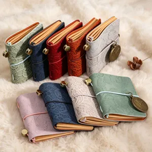 Mini carnet de voyage vintage bloc-notes portable avec couverture en dentelle et pendentif