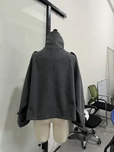 Giacca mantella grigia scura misto lana colletto alto donna inverno caldo elegante cappotto