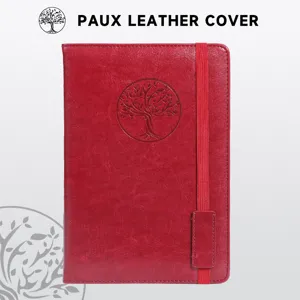 Dettaglio della copertina rossa in ecopelle per taccuino A5 con design ad albero inciso.