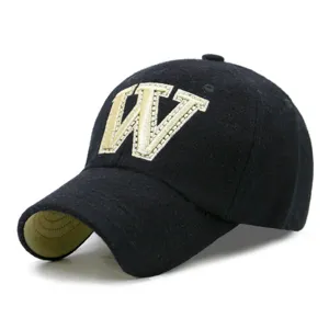 Casquette de baseball en laine noire classique avec lettre W brodée pour la chaleur d'hiver