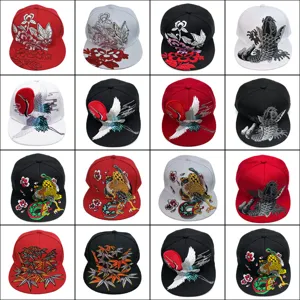 Verstellbare Hip-Hop-Baseballkappe mit flachem Schirm und chinesischer Stickerei