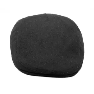 Classic black wool flat cap in British retro style for men and women winter warmth