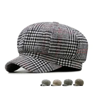 Classic plaid newsboy cap for women and men, British retro style checkered beret hat