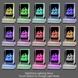 Lámpara de noche de cristal grabada con láser 3D con base LED multicolor e interruptor táctil