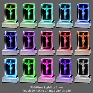 Veilleuse en cristal gravée 3D Jésus avec socle tactile LED à 15 couleurs changeantes