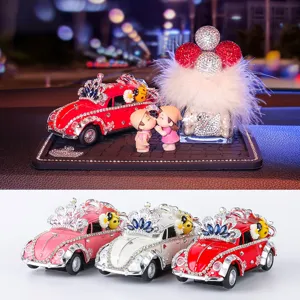 Rhinestone Vintage Car Dashboard Ornament Set With Couple Dolls Feather Base Car Perfume Seat Interior Auto Accessories
