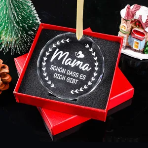 Elegante ronde kristallen hanger voor mama met Duitse gravure in een rode geschenkdoos