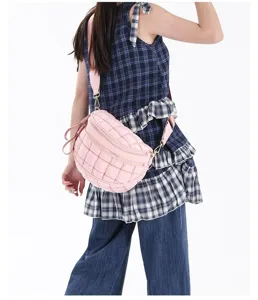 Stylish pink quilted bubble chest bag with large capacity for women's daily use