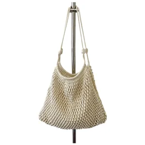 Grand sac cabas tissé ajouré minimaliste pour les vacances à la plage en blanc crème