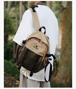 Mochila de senderismo multifuncional con diseño de bloques de color para exterior