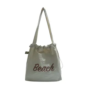 Bolso tote grande gris de estilo coreano con estampado Beach y cierre de cordón