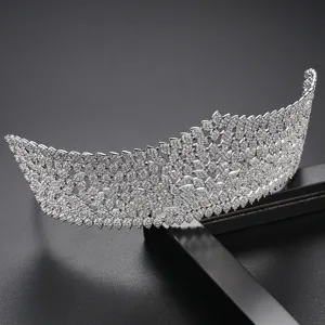 Serre-tête tiare de mariée en argent de luxe avec zircone cubique brillante pour mariages
