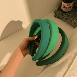 Diadema retro de esponja verde gruesa con marco ancho para peinado de copa alta