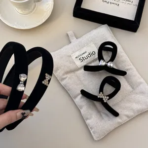 Vintage French Black Flocked Rhinestone Bow Hair Accessories Elegant Velvet Headband And Hair Claw For Women Retro Hair Styling Accessories