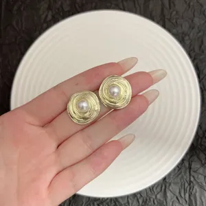 Irregular Spiral Round Stud Earrings With Artificial Pearl Gold Plated Alloy Geometric Ear Clips For Women Fashion Jewelry