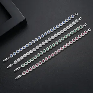 Elegantes pulseras tenis con forma de corazón y circonitas en varios colores para San Valentín