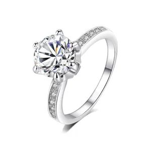 Elegante Koperen Zirkonia Ring Voor Vrouwen Klassieke Zes Klauw Ingelegde Simulatie Diamanten Ring Platina Vergulde Trouwring Sieraden Cadeau