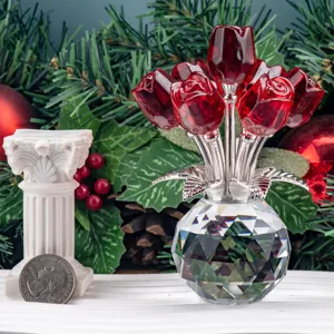 Crystal rose flower bouquet figurine in faceted glass vase table decor gift detail shot.