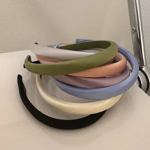 Serre-tête en Satin Chic Français Bandeau Mince Rembourré Élégant Serre-tête en Satin de Couleur Unie pour Femmes Accessoires de Cheveux Quotidiens