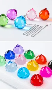 Juego de doce bolas de prisma de cristal de colores con cadenas para lámparas y solares