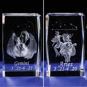 Detailreiches 3D-lasergraviertes Kristall-Sternzeichen-Ornament mit Zwillinge und Widder