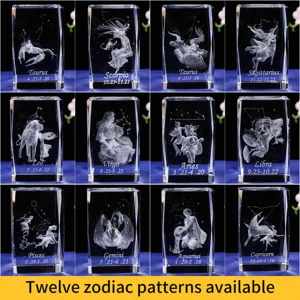 Premium-Set aus 12 laser-gravierten 3D-Tierkreiszeichen-Kristallen mit Daten und Mustern