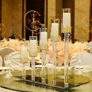 Luxury Crystal Candle Holder Set With Gold Metal Hollow Crown Rim Mirror Base For Wedding Party Home Table Decor