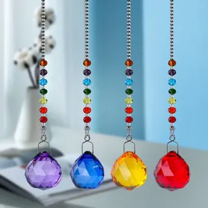 Ornement Boule de Cristal de Verre Facetté Attrape-soleil Avec Chaîne de Perles Colorées Pendentif de Lustre Décoration Fenêtre Maison Jardin