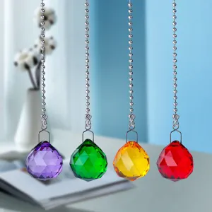 Pendente Sfera di Cristallo Colorata Sfaccettata Con Catena in Metallo Suncatcher Accessori Lampadario DIY Pendaglio Auto