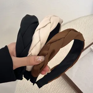 Serre-tête en Satin Tressé Croisé Élégant pour Femmes Bandeau Large Couleur Unie Style Coréen Accessoires de Coiffure d'Été