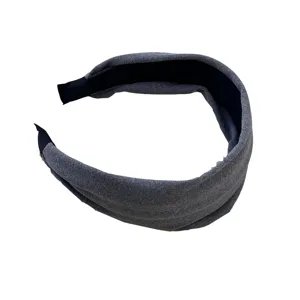 Bandeau large en tricot de daim violet pour un effet de volume sur le dessus