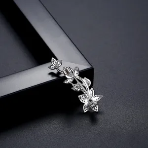 Broche branche de fleur en argent de luxe avec pierres brillantes pour manteaux et pulls