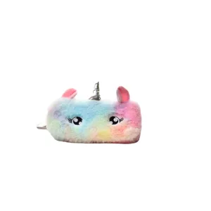 Flauschiges Regenbogen Einhorn Federmäppchen für Kinder mit einem Reißverschluss
