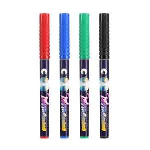 Set of 4 fast-drying permanent marker pens with fine needle tips in red blue green black