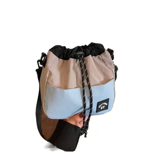 Japanse casual nylon emmer-tas met trekkoord en trendy kleurblok-ontwerp voor dagelijks
