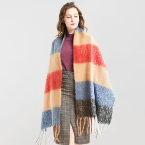 Bufanda a cuadros gruesa oversize con imitación de mohair y flecos para invierno
