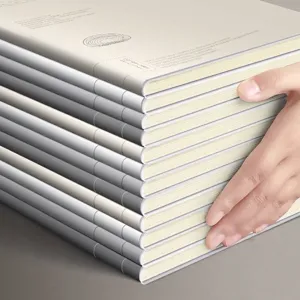 Minimalistische dicke Notizbücher zum Stapeln für Journaling mit weichem Schutzumschlag