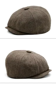 Vue latérale d'un béret vintage marron à chevrons pour enfants en tissu de laine texturé