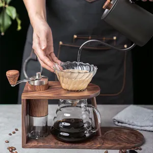 Houten Pour Over Koffie Set Met Handmatige Molen Glazen Sharing Pot Druppel Filter Beker En Ketel Draagbare Koffie Cadeau Set