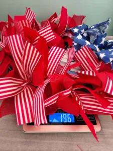 Detailed view of patriotic USA independence day wreath weighing approximately 196 grams