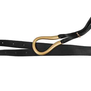 Classic black leather belt for women featuring a stylish gold-toned horseshoe buckle