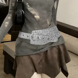 Stylish silver wide waist seal belt with sparkling sequins for Y2K street fashion look