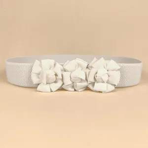 Elegant white elastic waist belt for women with three fabric flower decorations