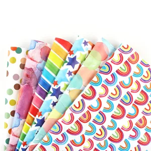 Buntes Geschenkpapier-Set mit Regenbogen-, Stern- und Punktmustern für Geburtstage