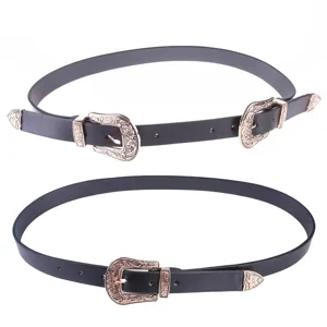 Cintura vintage in pelle nera da donna con doppia fibbia incisa stile Y2K.