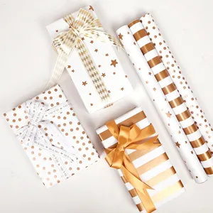 Elegantes Geschenkpapier mit Goldfolie, Stern-, Punkt- und Streifenmustern für Anlässe